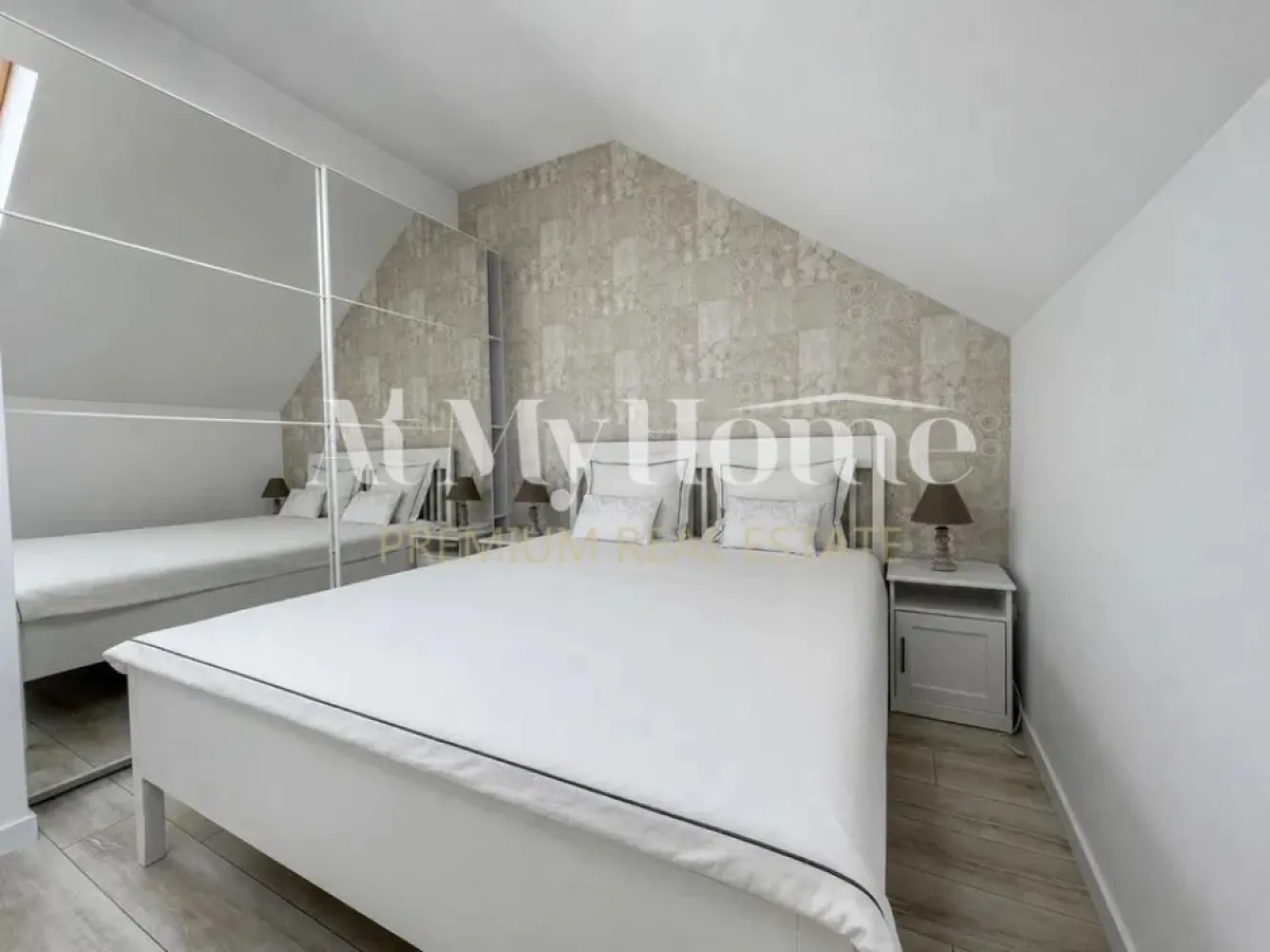 VILA NOUA 5 CAMERE/COMPLEX REZIDENTIAL/PIPERA