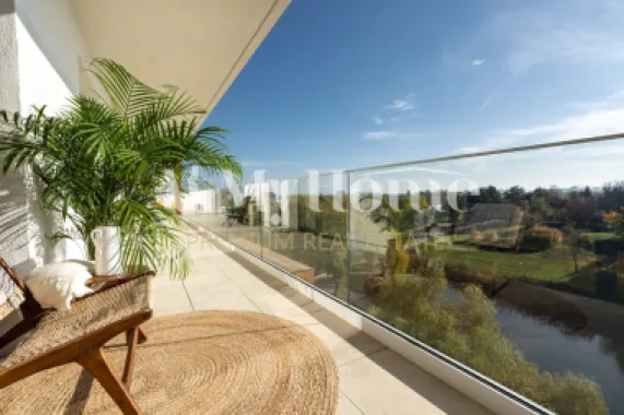 PENTHOUSE SPECTACULOS CU VEDERE LA LAC/2CAMERE/IANCU NICOLAE