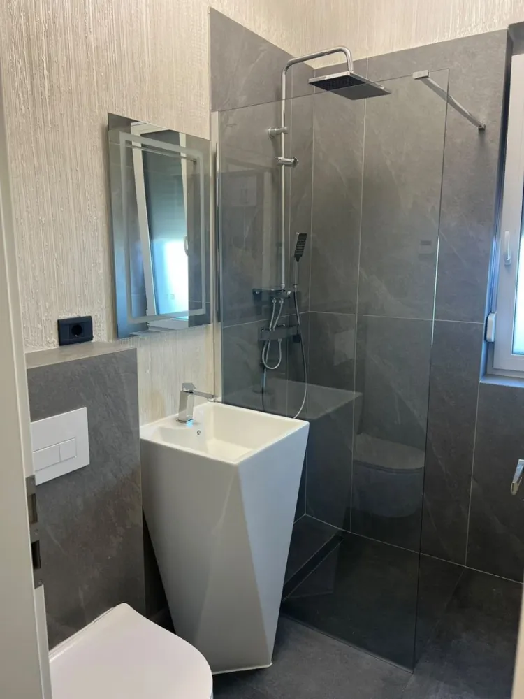 DUPLEX DE VANZARE MOSNITA NOUA - DUPLEX DE VANZARE IN MOSNITA NOUA-MOBILAT 250000 ,NEMOBILAT 200.000 E