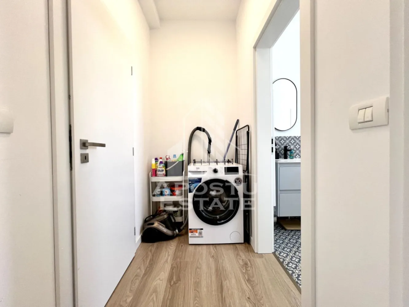 Apartament 2 camere de închiriat, parcare, zona Freidorf, Timișoara