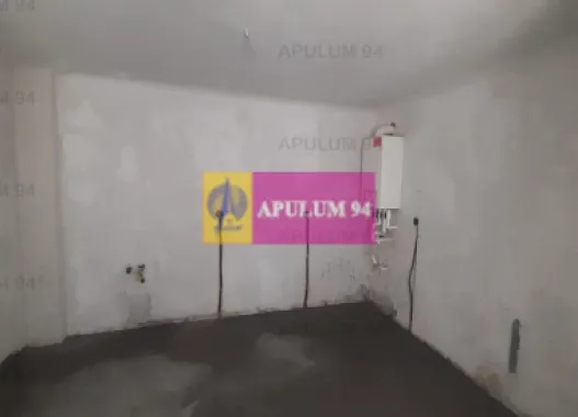 Casă aproape de București finisată parțial.