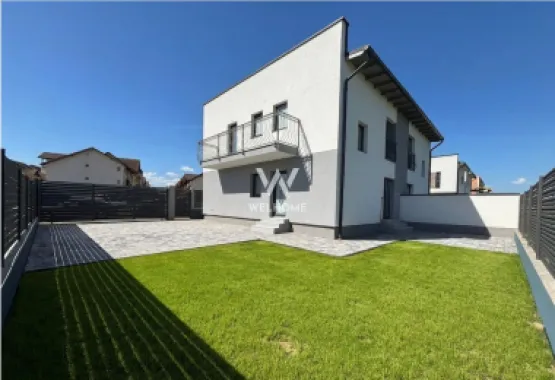 Casa LA CHEIE 4 camere și curte generoasă – Șelimbăr Triajului
