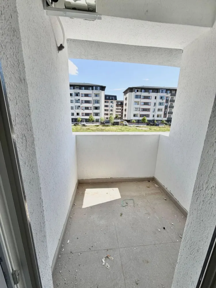 Garsoniera cartier Militari Residence - finalizare iunie 2026 - TVA INCLUS !!

COMISION 0%

Vă prezentăm o garsonieră deosebită, situată în cartierul Militari Residence, într-un bloc modern cu regim de înălțime P+5, poziționat strategic pentru a vă oferi confort și accesibilitate.

Detalii proprietate:

- Tip: Garsonieră
- Etaj: Intermediar
- Finalizare iunie 2026
- Locație: Militari Residence

Avantaje:

- Bloc nou, construit cu materiale de calitate, garantând un standard ridicat de confort.
- Poziție excelentă, în imediata apropiere a mijloacelor de transport în comun, pentru o deplasare facilă către orice zonă a orașului.
- Acces rapid la instituții educaționale (școli publice), centre comerciale, supermarketuri și mall-uri.
- Zonă liniștită, ideală pentru locuit sau investiție.

Acum este momentul să achiziționați locuința visurilor dumneavoastră!

Contactați-ne pentru mai multe detalii și programarea unei vizionări.