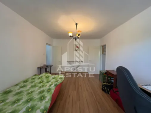 Apartament etajul 1, bloc anvelopat in zona Girocului Timisoara