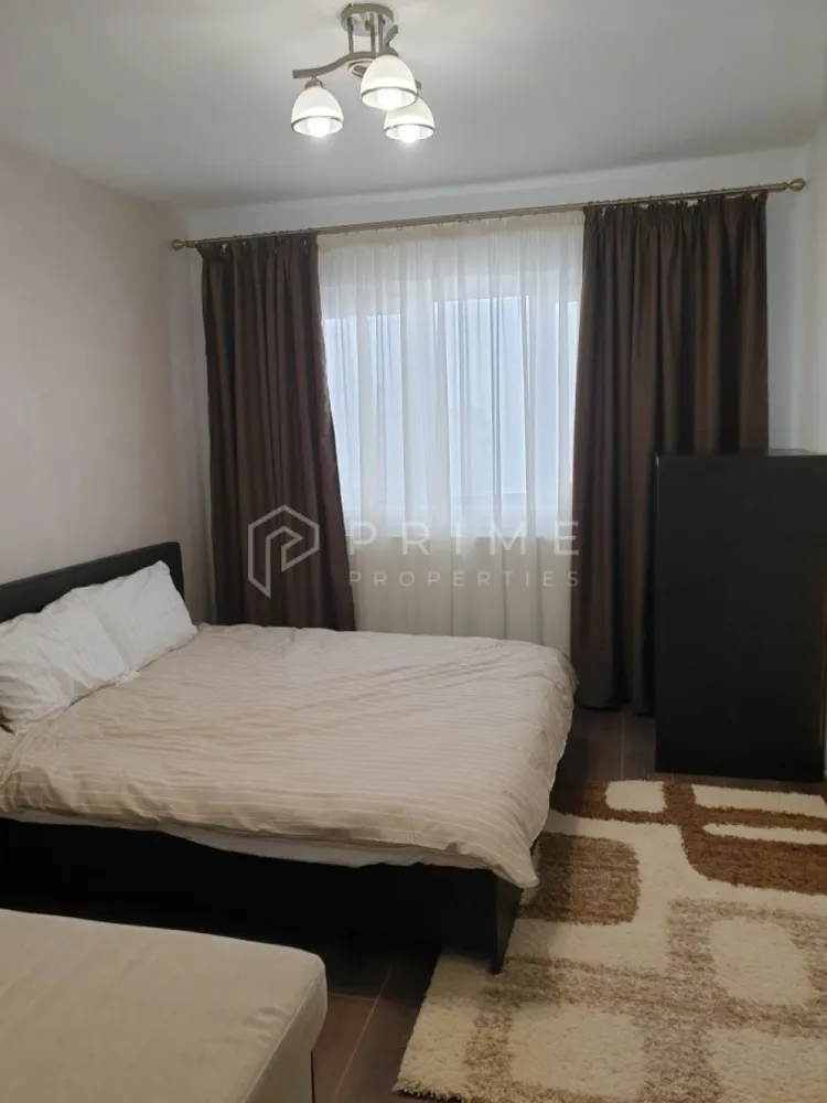 Apartament cu 2 camere | Zonă Gara Mare - Vă propunem spre închiriere un apartament cu 2 camere, având o suprafață de 60 mp, situat într o zonă accesibilă, în imediata apropiere a Gării Mari.

Locuința se predă complet mobilată și utilată, fiind pregătită pentru mutare imediată. Designul interior este gândit pentru a oferi confort și funcționalitate.

Dotări și beneficii:
Apartamentul dispune de mașină de spălat rufe.
Bucătăria este dotată cu mașină de spălat vase.
Electrocasnicele sunt incorporate pentru un aspect curat și modern.
Locuința este prevăzută cu aer condiționat pentru confortul dumneavoastră pe tot parcursul anului.
Detalii financiare:
Pentru detalii legate de preț, garanție și vizionări, vă rugăm să ne contactați.

Promisiunea Prime Properties: La Prime Properties, fiecare tranzacție este susținută de expertiză și strategie. Nu oferim doar locuințe, ci soluții adaptate stilului tău de viață. Dacă această proprietate nu corespunde nevoilor dumneavoastră, lăsați-ne să găsim alternativa potrivită.