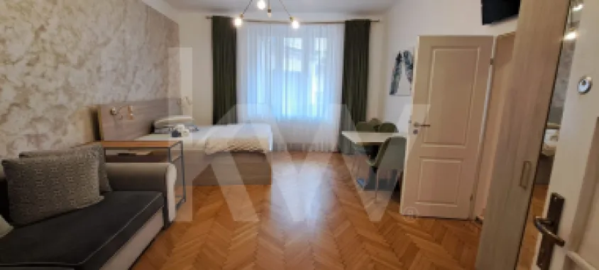 Apartament pentru inchiriere , ultracentral-centrul istoric ,mobilat si utilat