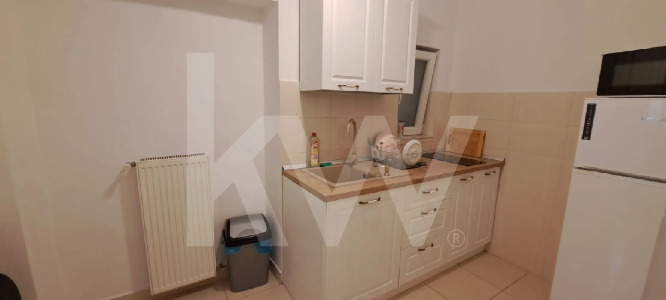 Apartament pentru inchiriere , ultracentral-centrul istoric ,mobilat si utilat