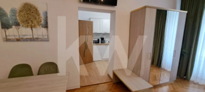 Apartament pentru inchiriere , ultracentral-centrul istoric ,mobilat si utilat