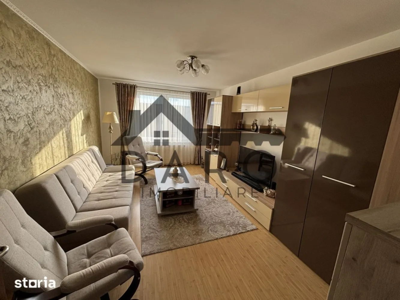 Apartament 3 camere, strada Livezeni, cartier Tudor