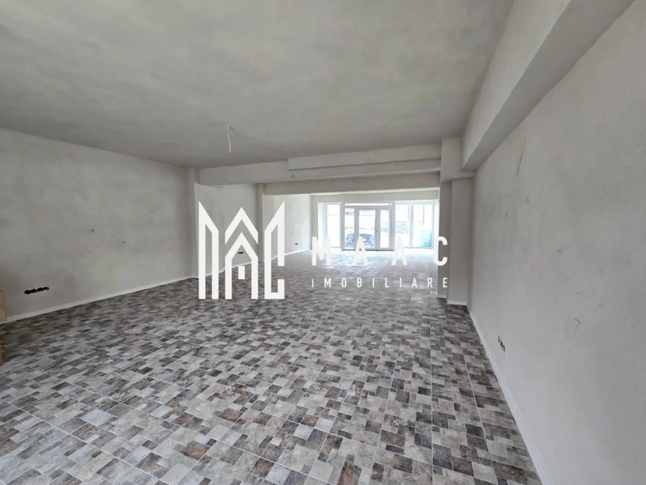 Spațiu comercial | 94MPU | Vad Pietonal | Turnisor