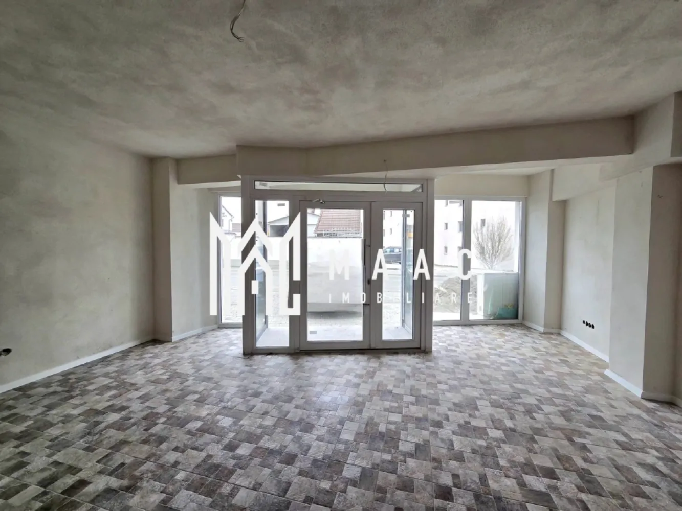Spațiu comercial | 94MPU | Vad Pietonal | Turnisor