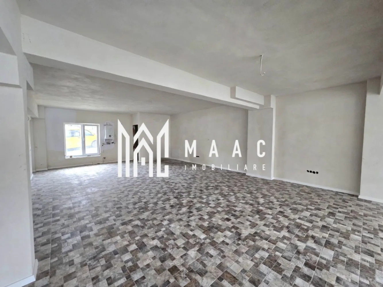 Spațiu comercial | 94MPU | Vad Pietonal | Turnisor