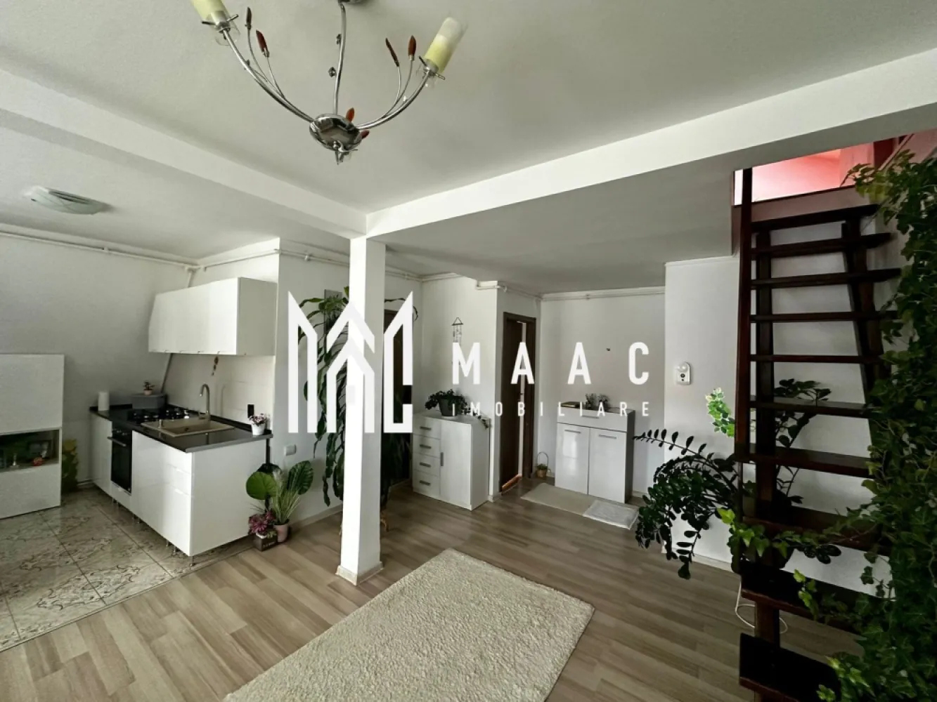 Apartament 3 camere de vânzare | Vasile Aaron, Sibiu | 61 mp, INTABULATĂ