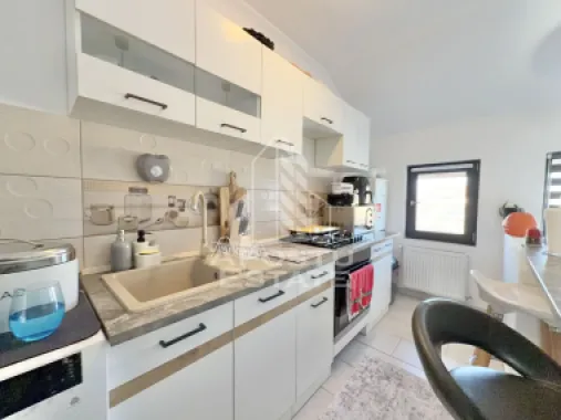 Apartament cu 2 camere complet mobilat si utilat la etajul 1 in Giroc