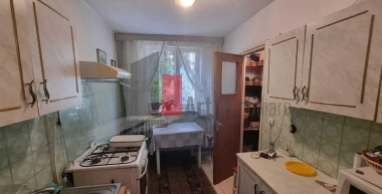 Vânzare apartament decomandat 4 camere Bd. Brâncoveanu