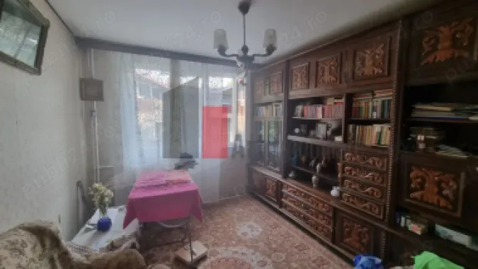 Vânzare apartament decomandat 4 camere Bd. Brâncoveanu