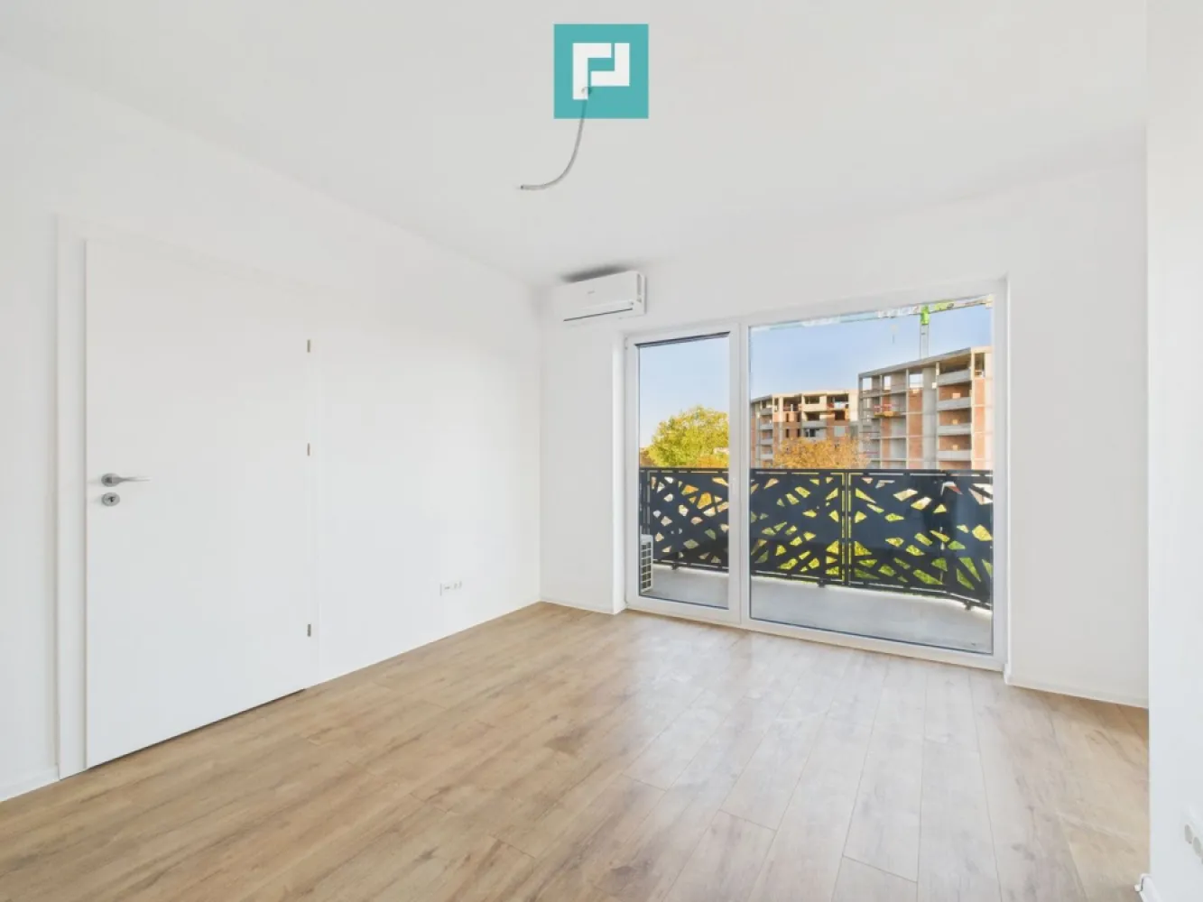 Apartament cu 2 camere | Etaj 2 | Zona Aradului