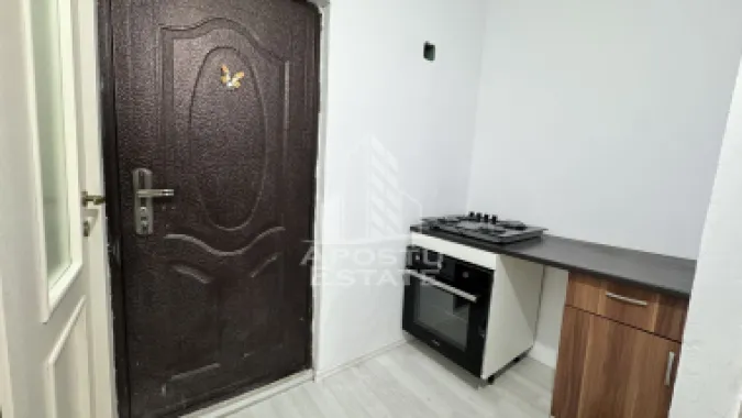 Garsoniera , etaj 4/4, zona Sagului