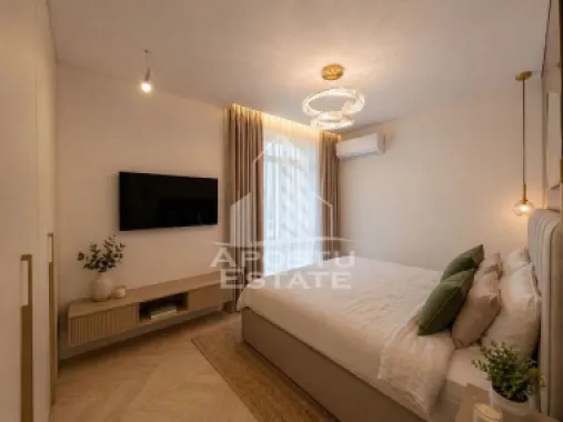DE VANZARE Apartament 3 camere cu pozitie excelenta si gradina
