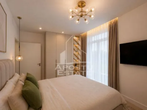 DE VANZARE Apartament 3 camere cu pozitie excelenta si gradina
