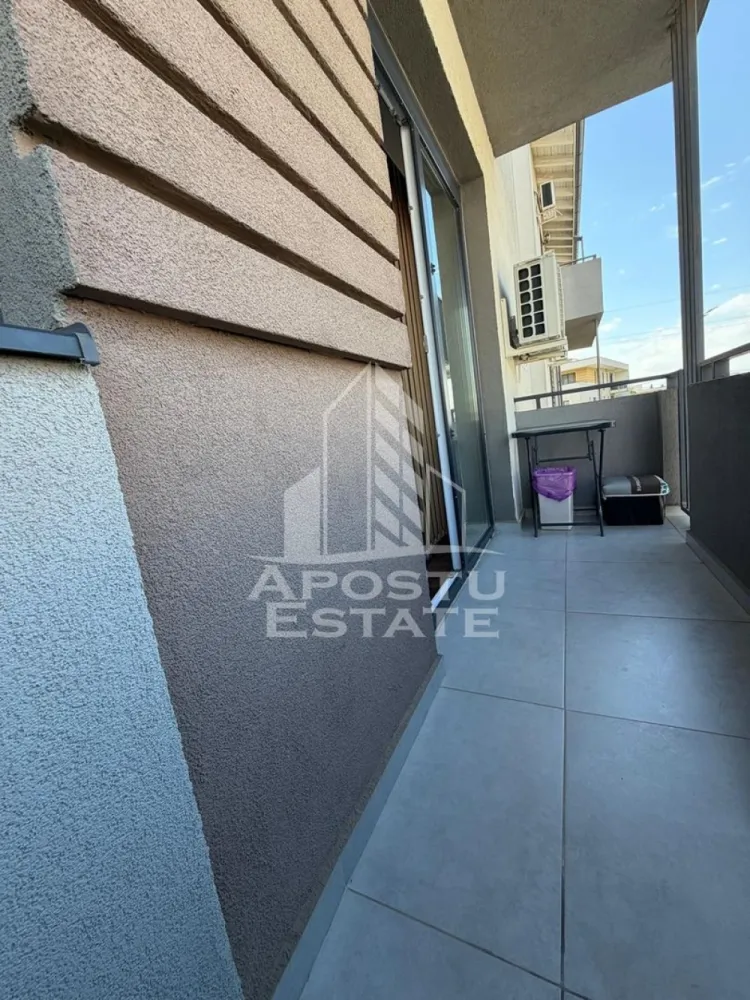 Apartament cu 2 camere de inchiriat, 2 locuri de parcare, Dumbravita