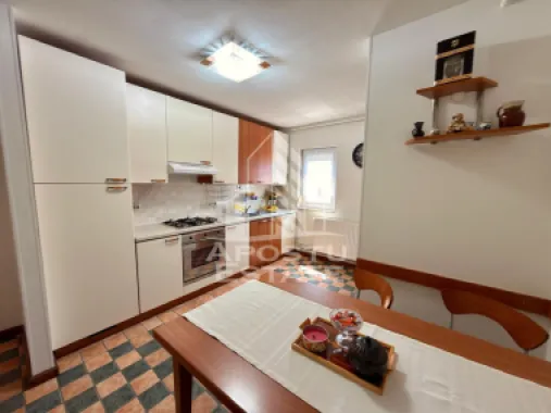 Apartament 3 camere, de inchiriat, Complexul Studentesc, Timisoara