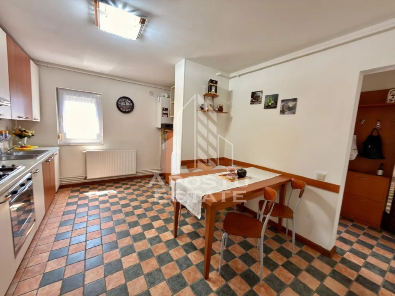 Apartament 3 camere, de inchiriat, Complexul Studentesc, Timisoara