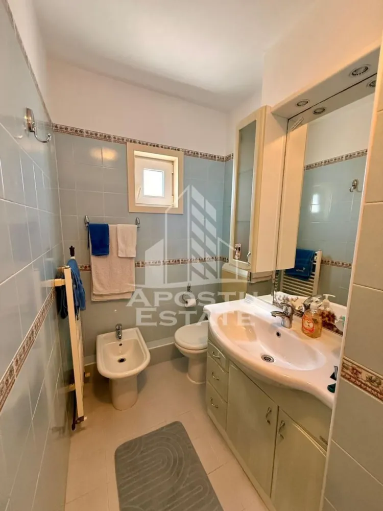 Apartament 3 camere, de inchiriat, Complexul Studentesc, Timisoara