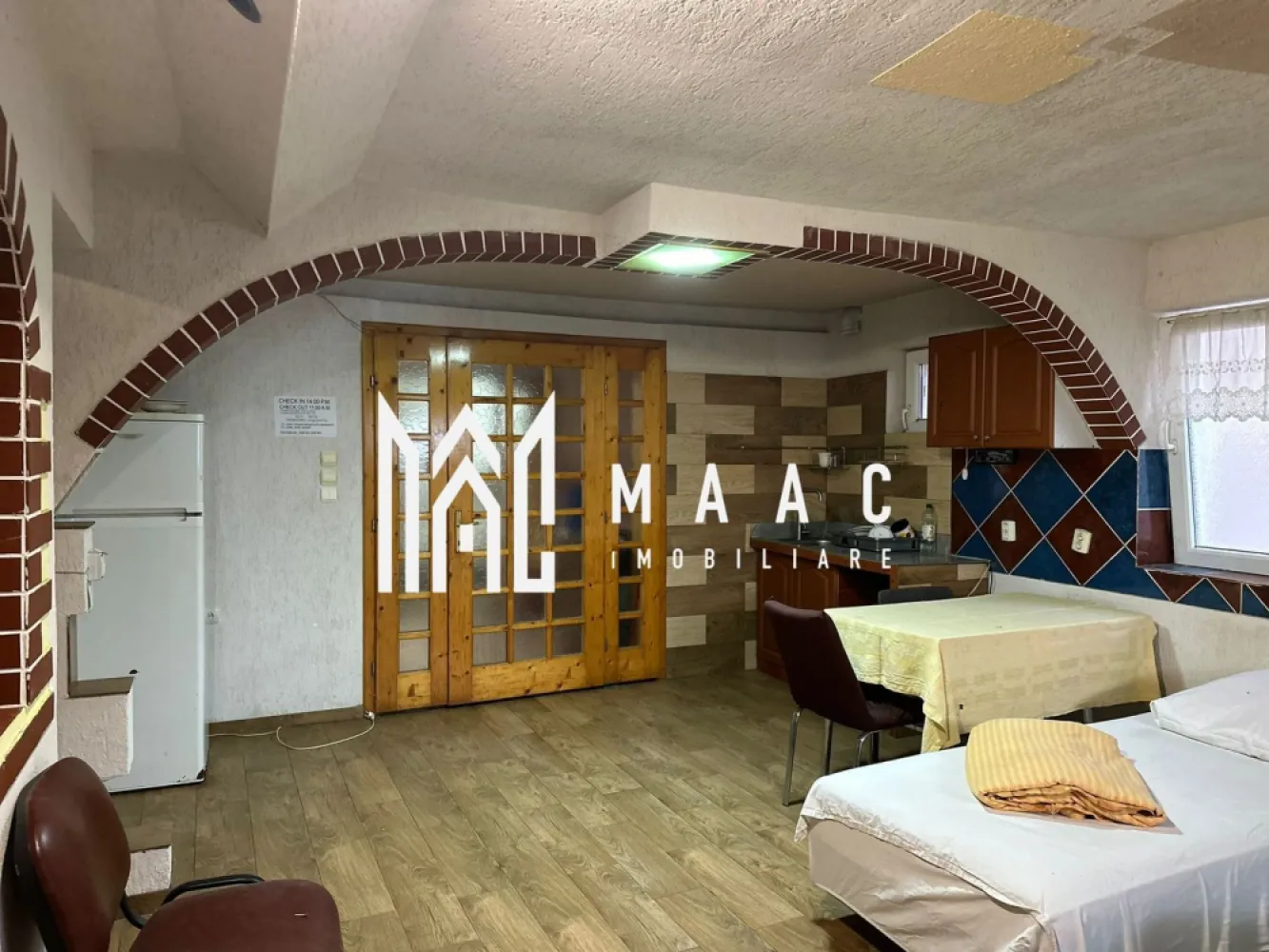 Casa cu 4 apartamente | 9 camere | Curte si Gradina | Mobilata si Utilata