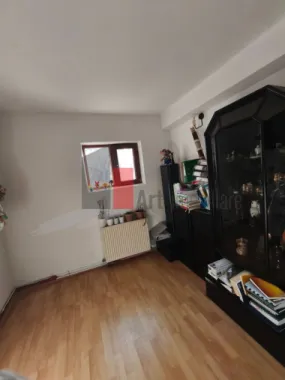 Casa Vanzare Giulesti 4 camere