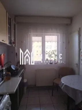 Logo MAAC IMOBILIARE logo