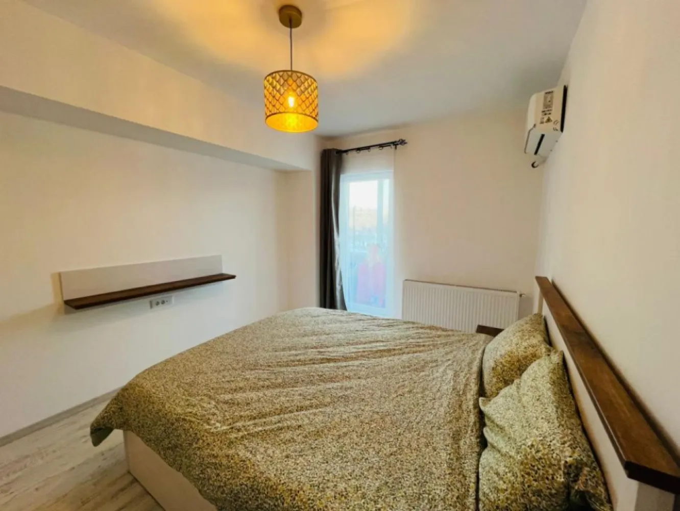 Apartament 3 camere LUX New World Militari 100 mp Parcare subterana