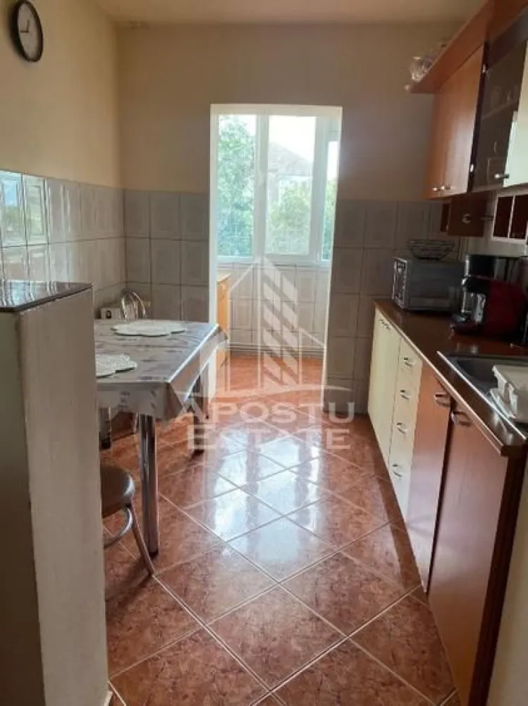 Apartament 3 camere de inchiriat,decomandat,Zona Lipovei , Timisoara