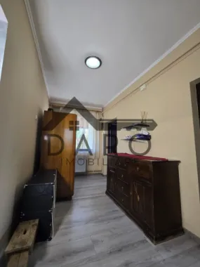 Casa in Livezeni , 140 mp utili , in centrul localitatii .