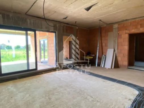 Casa pe un singur nivel de vanzare Comuna Urseni