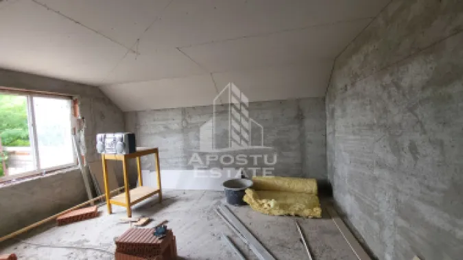 Casa individuala cu 7 camere,si teren de 550 mp,Dudestii Noi