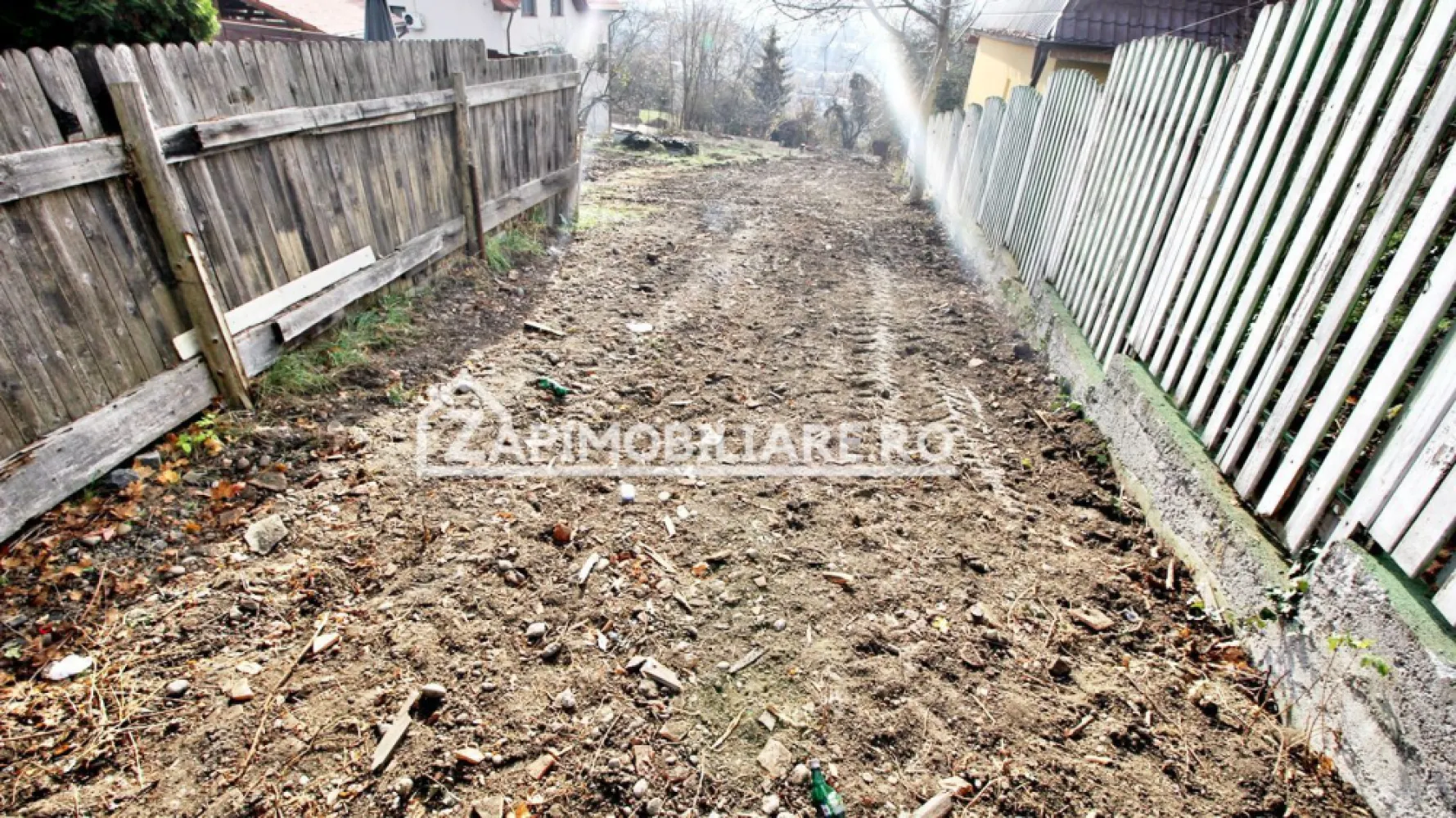 Teren 1.140 mp, intravilan Str. Calimanului, Targu Mures - De vânzare 1.140 mp. de teren în Târgu Mureș strada Călimanului. Terenul se vinde la prețul de 175.000 Euro negociabil. Comisionul este ZERO!
contact 0774048706 Bogdan
Dacă vă place această ofertă - sau pentru alte informații sunați la numărul de contact din anunț! 0774048706
Compania Zap Imobiliare vă pune la dispoziție toate informațiile, actele și documentele necesare alături de asistență și consiliere permanentă până la finalizarea achiziției imobiliare. Ne dorim să îți oferim cea mai plăcută experiență.