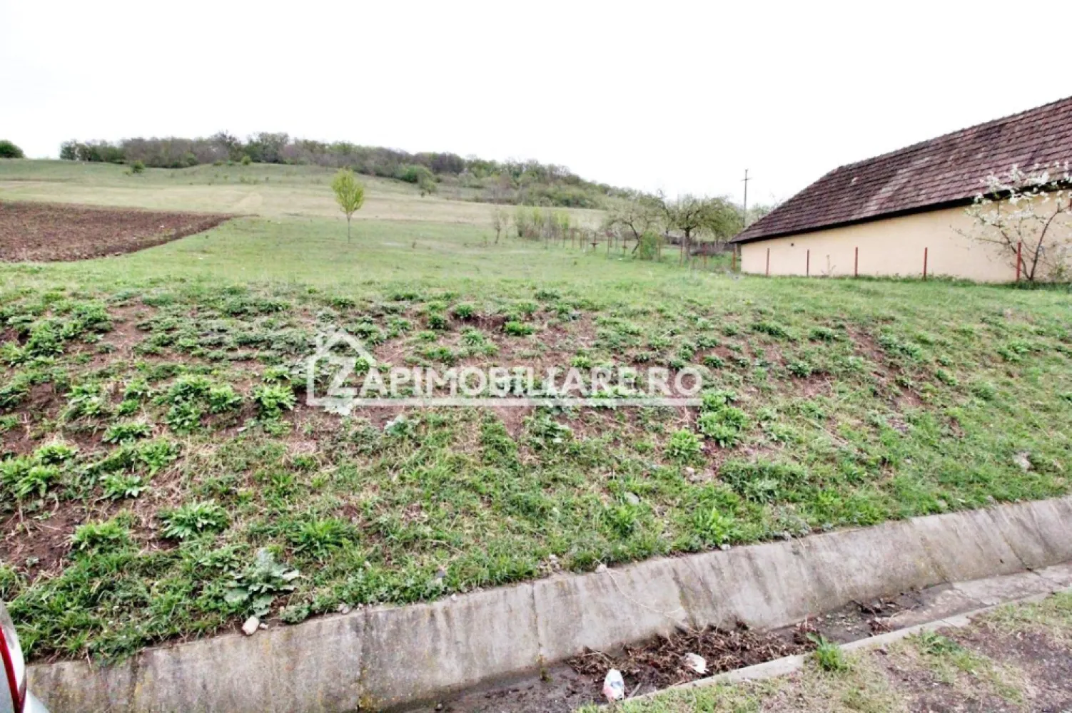 Teren 3200 mp, intravilan, Targu Mures, 0% comision - De vânzare 3.200 mp. de teren intravilan în zona Unirii ,strada Remetea , Terenul se vinde la prețul de 80.000 Euro negociabil. Comisionul este ZERO!
Dacă vă place această ofertă - sau pentru alte informații sunați la numărul de contact din anunț! 0774048706
Compania Zap Imobiliare vă pune la dispoziție toate informațiile, actele și documentele necesare alături de asistență și consiliere permanentă până la finalizarea achiziției imobiliare. Ne dorim să îți oferim cea mai plăcută experiență.