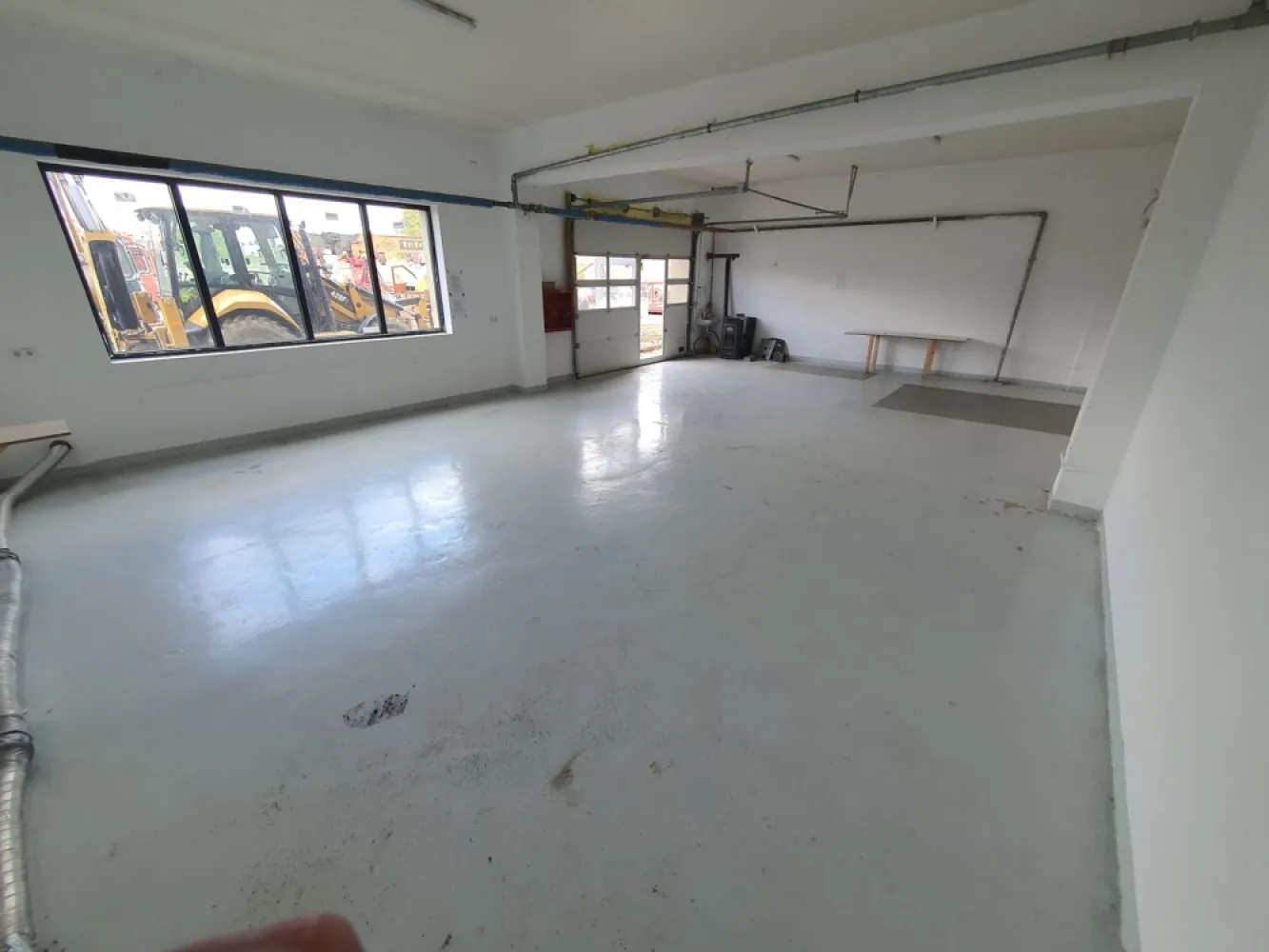 Spatiu 100 mp zona Budiului - De închiriat 1 spatiu cu o suprafața utila de 90 mp , la prețul de 650 euro + tva zona Budiului oferit de Zap Imobiliare

contact 0774048706 Bogdan
--------------------------------------------------------------------------------------------------------------------------------
Comisionul perceput este de 50% din valoarea primei chirii.Și se percepe o singură dată!
Acest anunț nu corespunde cerințelor tale? Sună la numărul afișat în anunț și unul dintre agenții noștri te va ajuta cu alte oferte personalizate în funcție de cerințele tale.