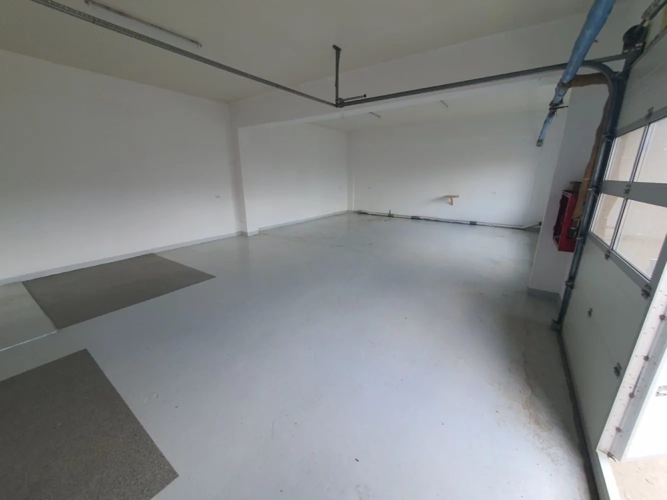 Spatiu 100 mp zona Budiului - De închiriat 1 spatiu cu o suprafața utila de 90 mp , la prețul de 650 euro + tva zona Budiului oferit de Zap Imobiliare

contact 0774048706 Bogdan
--------------------------------------------------------------------------------------------------------------------------------
Comisionul perceput este de 50% din valoarea primei chirii.Și se percepe o singură dată!
Acest anunț nu corespunde cerințelor tale? Sună la numărul afișat în anunț și unul dintre agenții noștri te va ajuta cu alte oferte personalizate în funcție de cerințele tale.