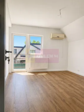 Duplex în vilă, 4 camere, renovat 2025, curte 250 mp, Mogoșoaia