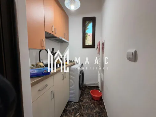 Apartament de vânzare Sibiu | 3 camere | Ultracentral, garaj, 2 pivnițe