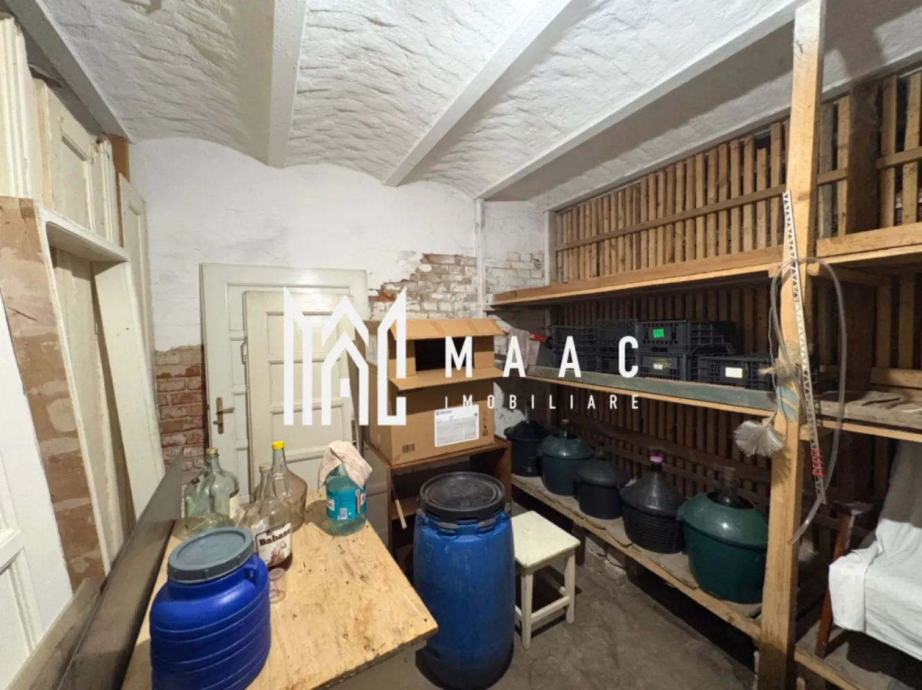 Apartament de vânzare Sibiu | 3 camere | Ultracentral, garaj, 2 pivnițe