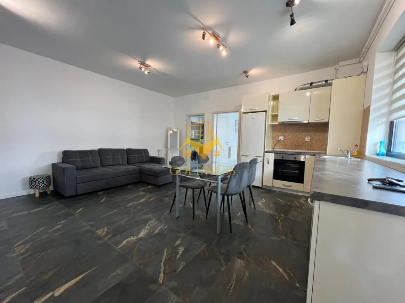 3 camere, 2 Parcari, Pet Friendly, Buna Ziua, Grand Hotel, Trifoiului