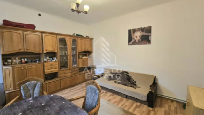 Casa de vanzare, 7 camere si 4 bai, comision 0, zona Odobescu