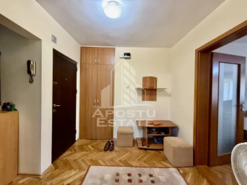 Apartament 3 camere, 2 bai, etaj 1, mobilat, zona Olimpia-Stadion