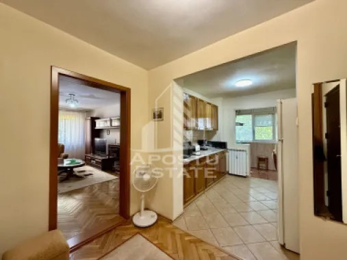 Apartament 3 camere, 2 bai, etaj 1, mobilat, zona Olimpia-Stadion