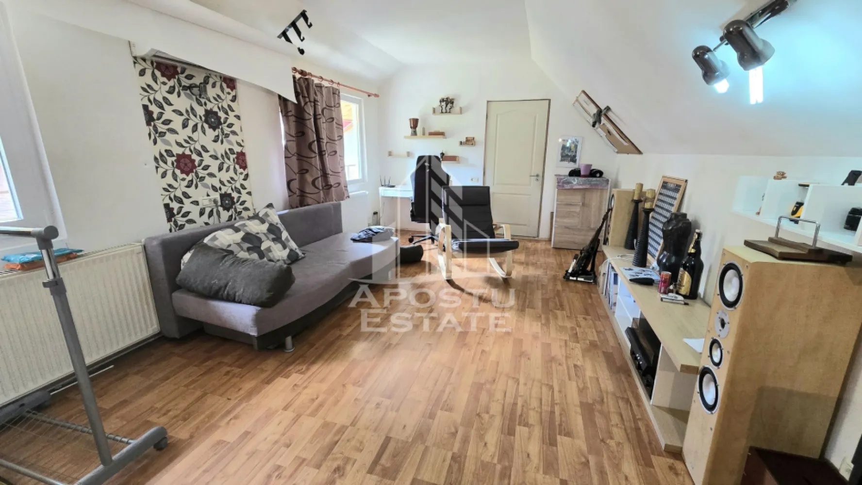 Casa de vanzare, 7 camere si 4 bai, comision 0, zona Odobescu