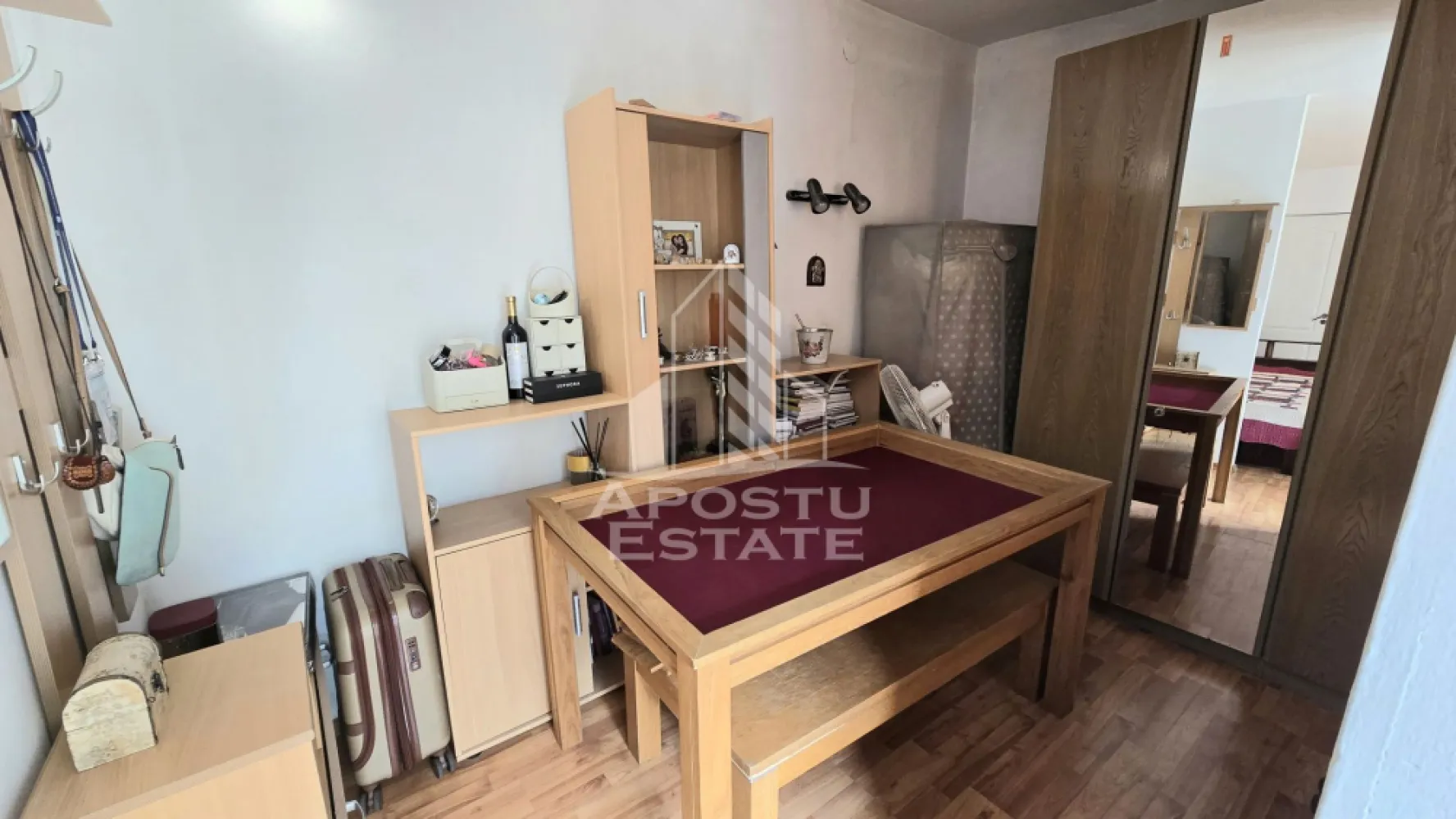 Casa de vanzare, 7 camere si 4 bai, comision 0, zona Odobescu