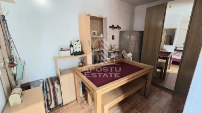 Casa de vanzare, 7 camere si 4 bai, comision 0, zona Odobescu